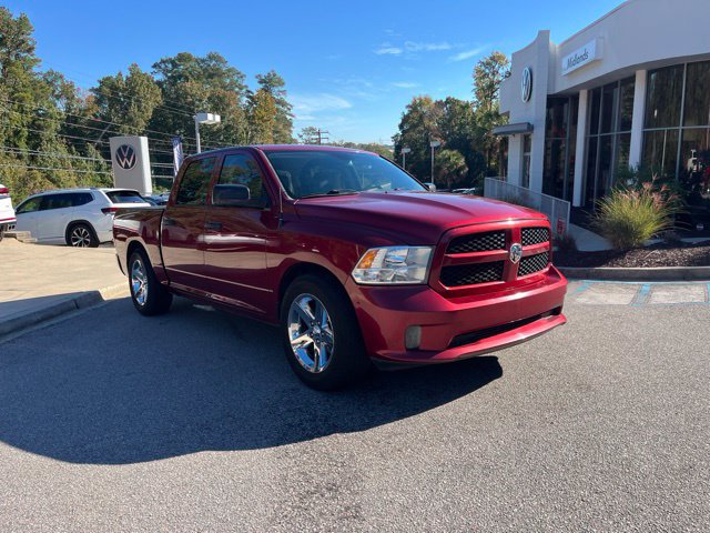 Used 2014 RAM 1500 Express RWD image 1