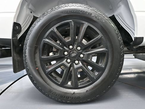 Used 2025 Ford F150 Platinum AWD/4WD image 14