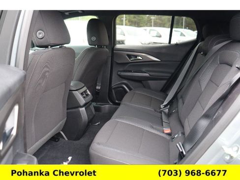 New 2026 Chevrolet Equinox EV LT image 23