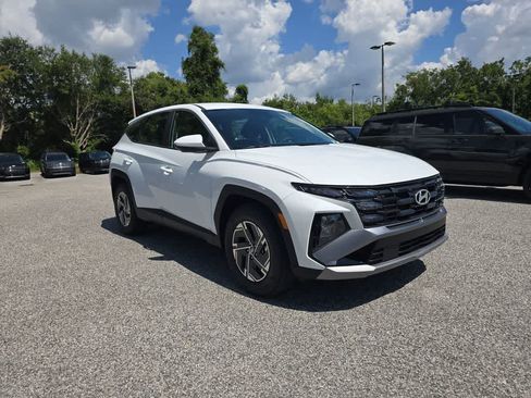 New 2026 Hyundai Tucson Blue SE FWD image 9