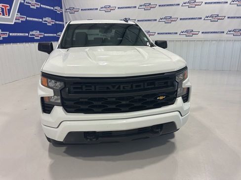 Used 2024 Chevrolet Silverado 1500 Custom RWD image 17
