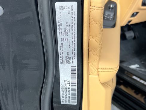 New 2025 Jeep Grand Cherokee Summit image 39