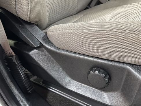 Used 2019 Ford F150 XLT AWD/4WD image 9