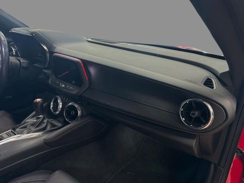 Used 2022 Chevrolet Camaro SS RWD image 13