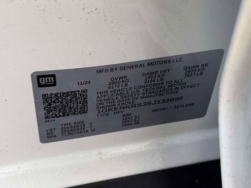 Used 2025 GMC Acadia Elevation image 16