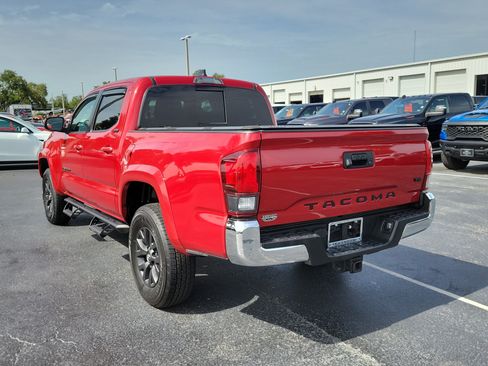 Used 2020 Toyota Tacoma SR5 RWD image 7