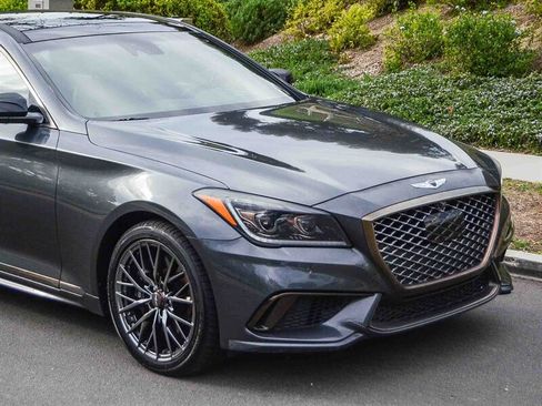 Used 2018 Genesis G80 3.3T Sport image 9