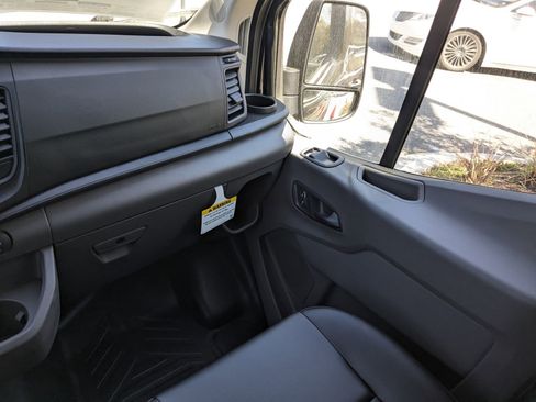 Used 2024 Ford Transit 150 Low Roof w/ Exterior Upgrade Package image 18