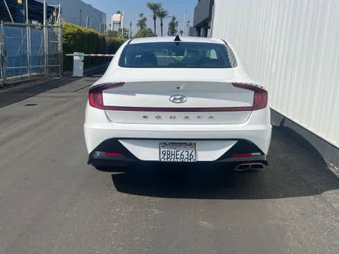 Used 2022 Hyundai Sonata SEL w/ Preferred Accessory Package image 5