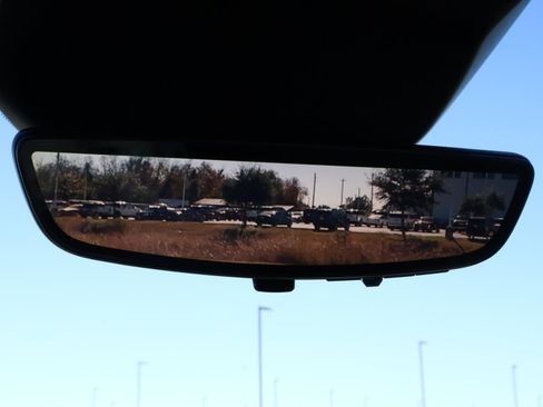 Used 2021 Cadillac Escalade Sport w/ Driver Assist Tech Package image 38