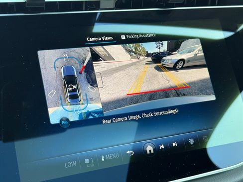 New 2026 Mercedes-Benz E 53 AMG e 4MATIC Sedan image 18