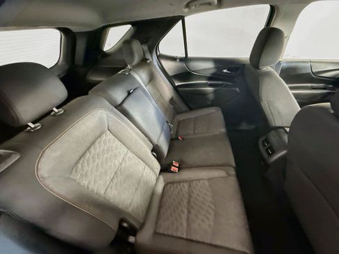 Used 2018 Chevrolet Equinox LT AWD/4WD image 26