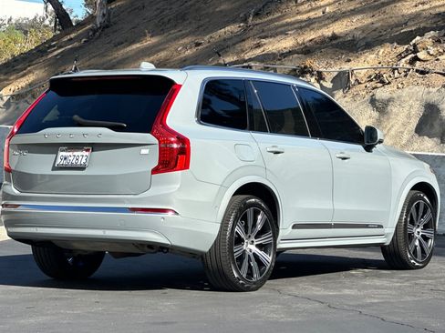Certified 2024 Volvo XC90 T8 Plus w/ Protection Package Premier AWD/4WD image 4