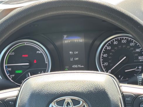 Used 2023 Toyota Camry LE image 22