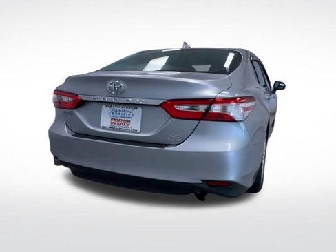 Used 2020 Toyota Camry LE w/ Cold Weather Package AWD/4WD image 7
