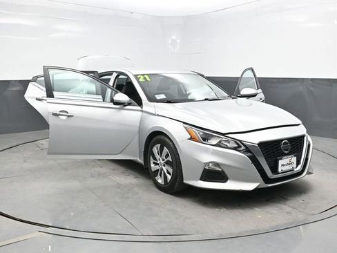Used 2021 Nissan Altima 2.5 S w/ Driver Assist Package FWD image 34
