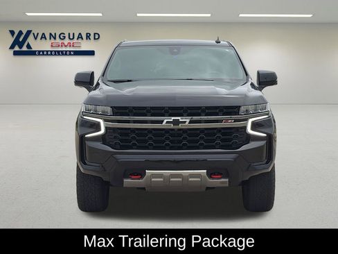 Used 2022 Chevrolet Tahoe Z71 w/ Luxury Package AWD/4WD image 2