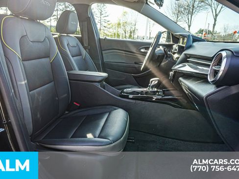 Used 2025 Chevrolet Trax ACTIV w/ Driver Confidence Package image 23