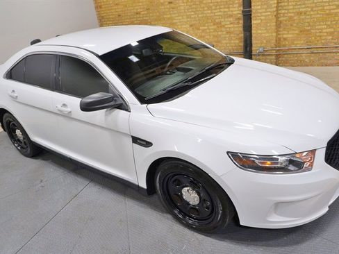 Used 2014 Ford Taurus Police Interceptor AWD image 7