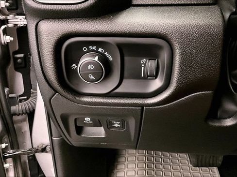 Used 2025 RAM 1500 Tradesman AWD/4WD image 37