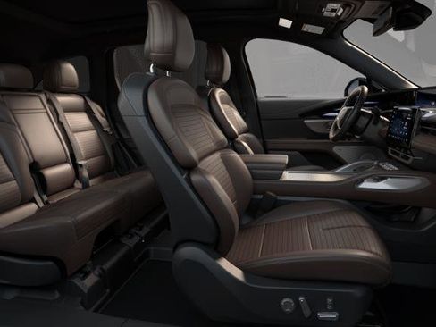 New 2026 Lincoln Nautilus Reserve AWD/4WD image 5