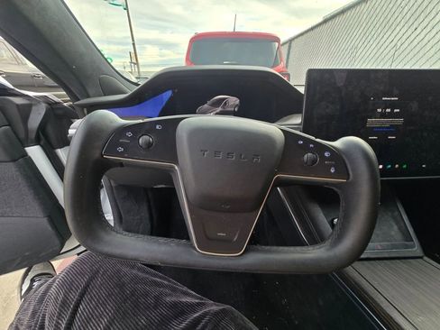 Used 2021 Tesla Model S Long Range image 9