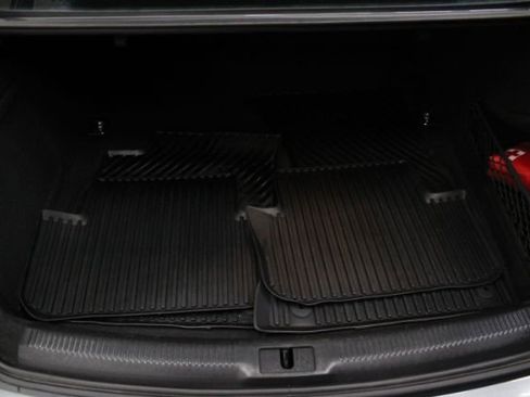 Used 2015 Audi A4 2.0T Premium Plus w/ Technology Package image 19