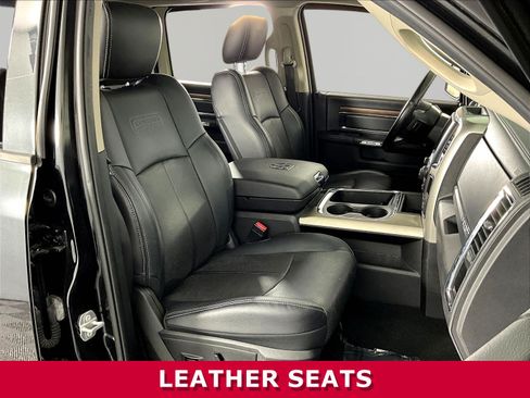 Used 2018 RAM 1500 Laramie w/ Convenience Group AWD/4WD image 28