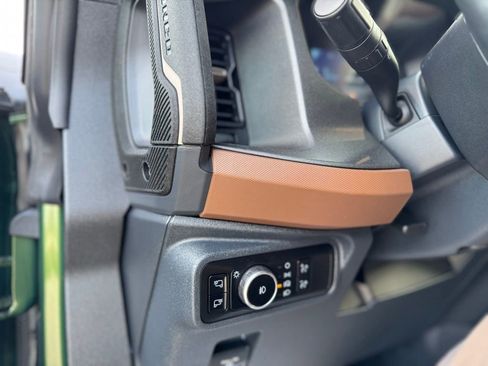 Used 2024 Ford Bronco Outer Banks image 25