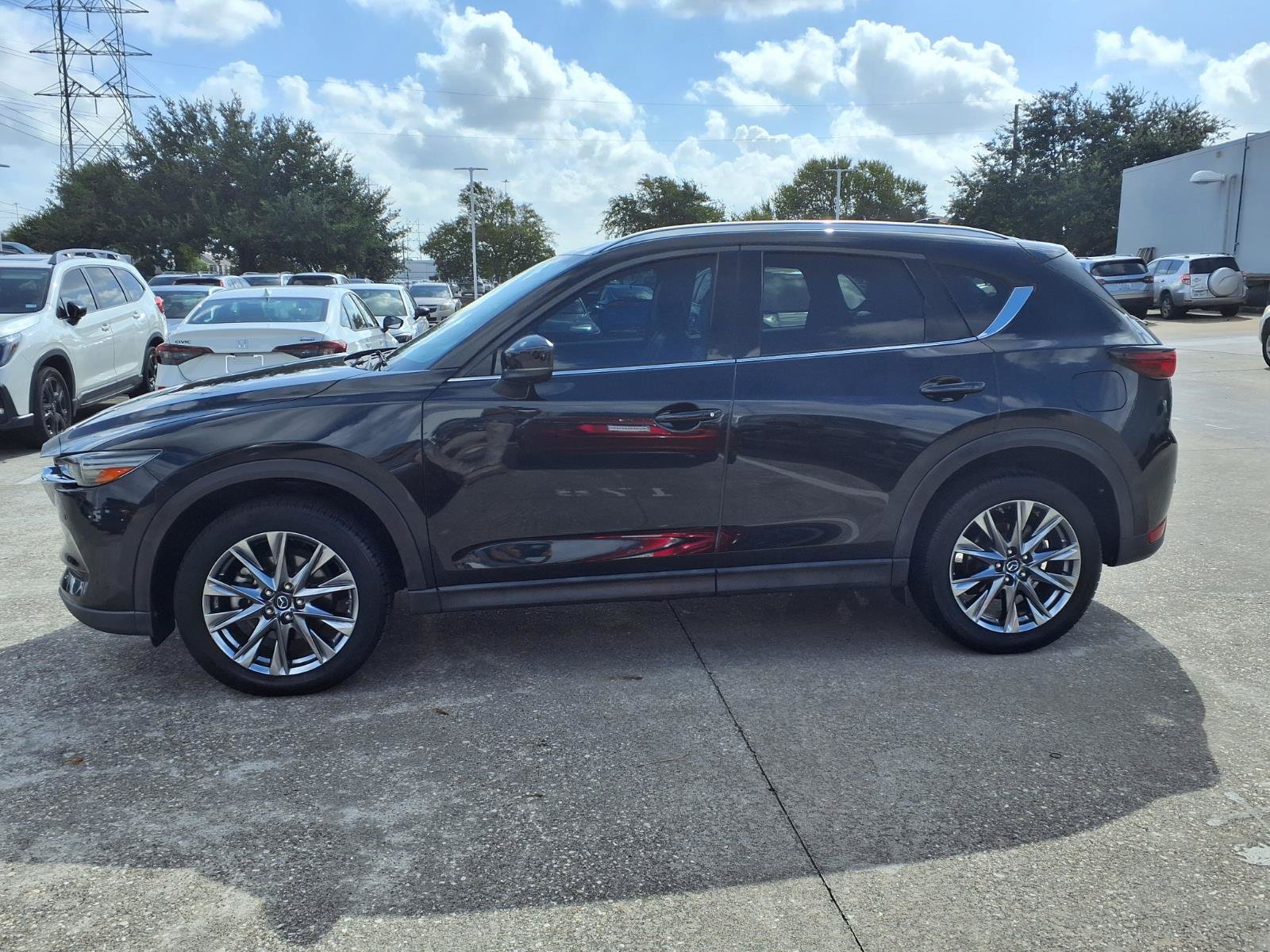Used 2019 MAZDA CX-5 Signature AWD/4WD image 23