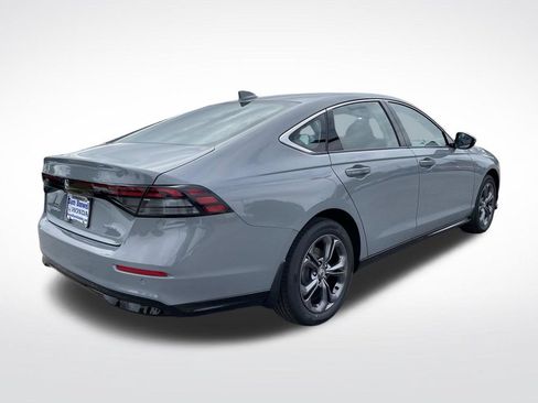 New 2026 Honda Accord EX-L image 4