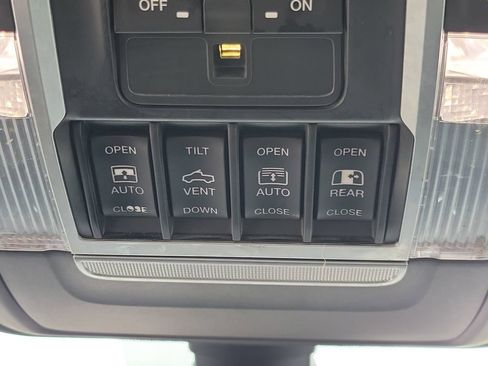 Used 2019 RAM 1500 Sport w/ Level 2 Equipment Group AWD/4WD image 35