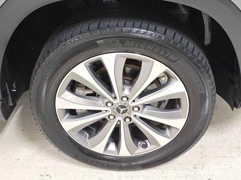 Used 2020 Mercedes-Benz GLE 350 4MATIC w/ Premium Package image 9