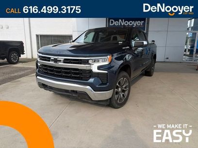 Used 2022 Chevrolet Silverado 1500 LT w/ Protection Package