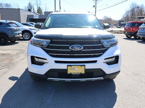Used 2023 Ford Explorer XLT w/ Equipment Group 202A image 2