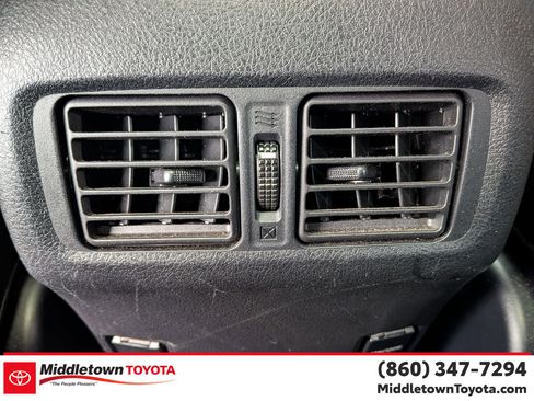 Used 2017 Toyota 4Runner SR5 Premium image 31