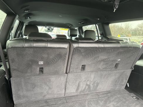 Used 2023 Jeep Wagoneer L Series II image 35