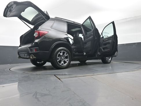 Certified 2023 Honda Passport TrailSport image 46