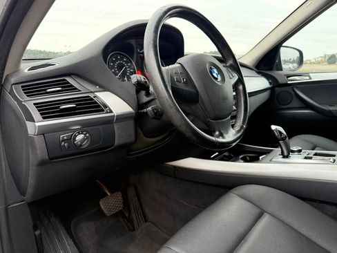 Used 2013 BMW X5 xDrive35i image 16