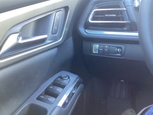 New 2026 Chevrolet Traverse LT w/ Midnight/Sport Edition image 24