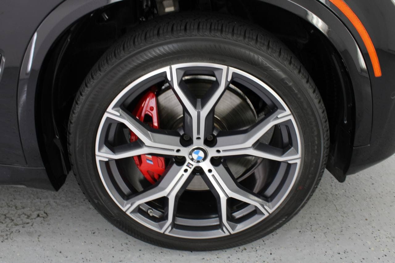 Used 2022 BMW X5 xDrive40i w/ M Sport Package AWD/4WD image 85