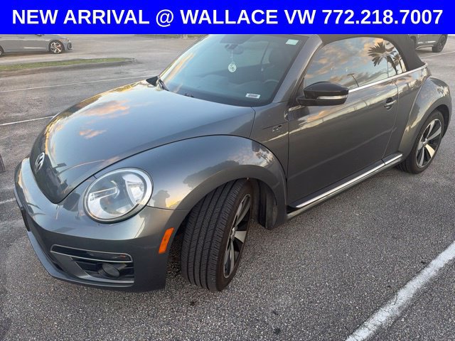 Used 2015 Volkswagen Beetle R-Line FWD image 2