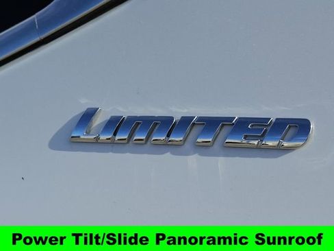 Used 2022 Toyota Tundra Limited image 14