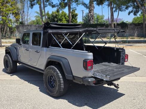 Used 2020 Jeep Gladiator Sport w/ Quick Order Package 24S AWD/4WD image 40