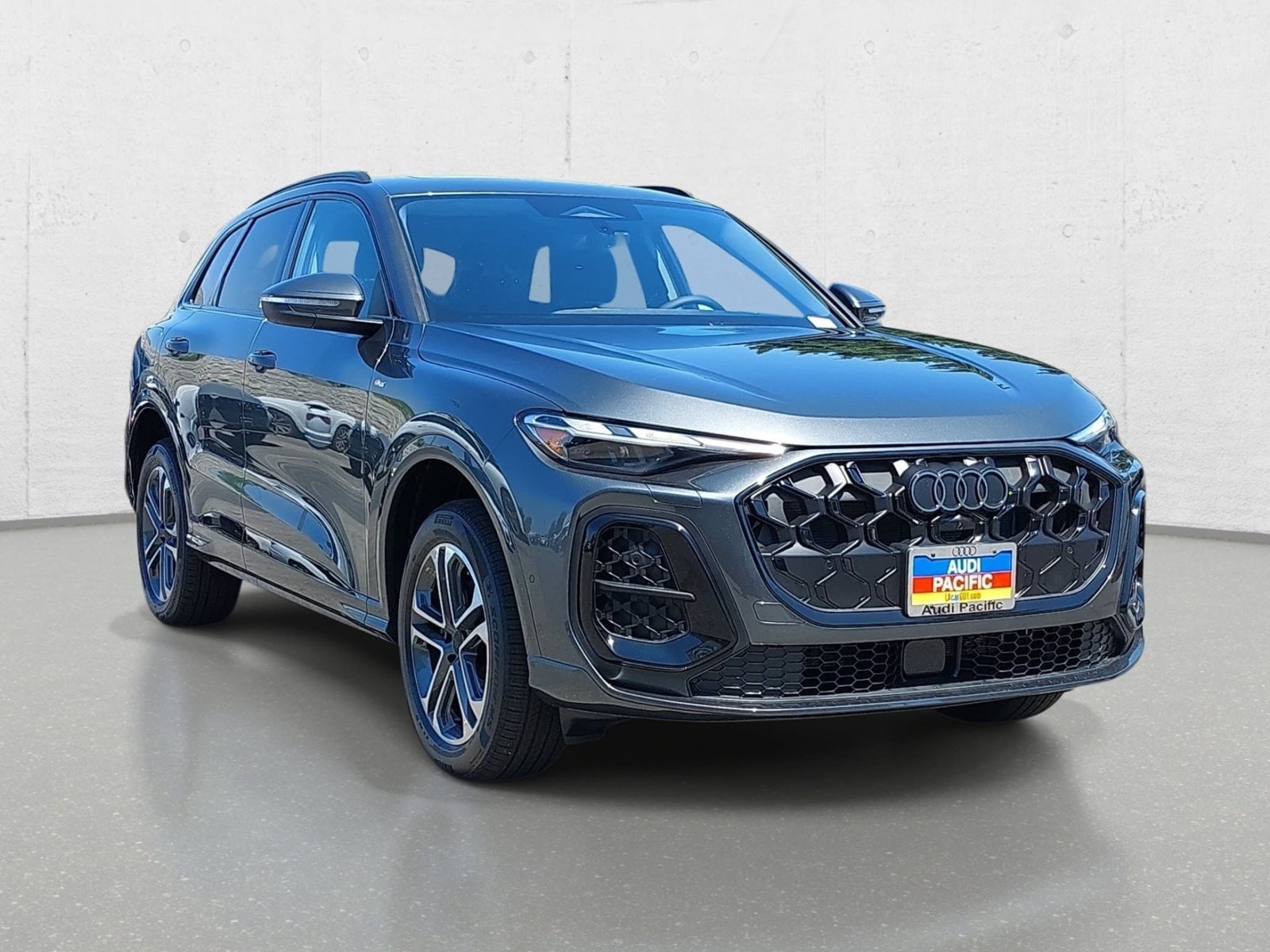 New 2026 Audi Q5 2.0T AWD/4WD image 3