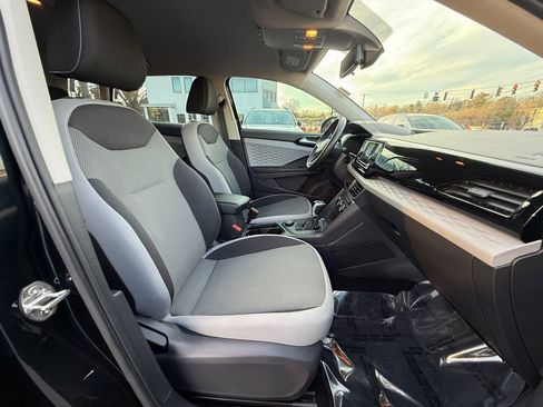 Used 2022 Volkswagen Taos S image 25