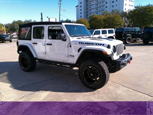 Used 2023 Jeep Wrangler Unlimited Rubicon 4xe w/ Cold Weather Group AWD/4WD image 3