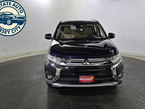 Used 2016 Mitsubishi Outlander SEL AWD/4WD image 2