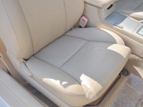 Used 2006 Toyota Solara SLE image 34