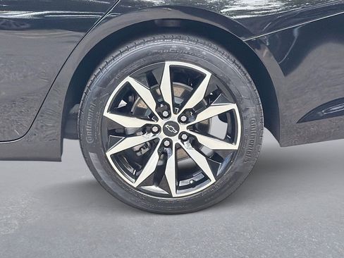 Used 2025 Chevrolet Malibu RS FWD image 33